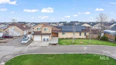 7694 Birch Ln, Nampa, ID 83687