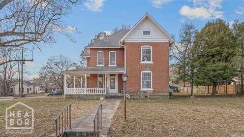 642 W Matthews Avenue, Jonesboro, AR 72401