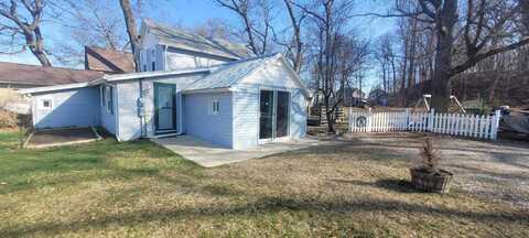 2090 Lakeview Drive, Brooklyn, MI 49230