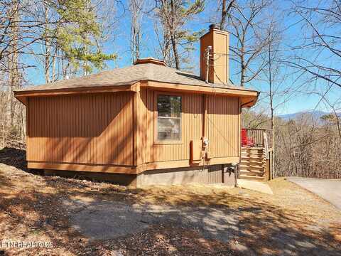 810 Valley View Lane, Gatlinburg, TN 37738