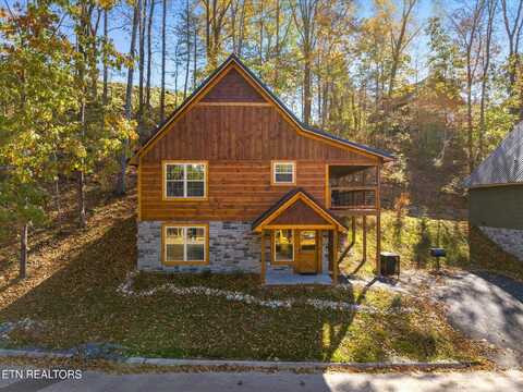 2225 Alpine Village Way, Pigeon Forge, TN 37863