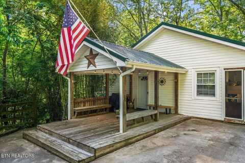422 Gettys Lane, Athens, TN 37303