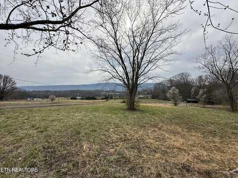 538 County Road 804, Etowah, TN 37331