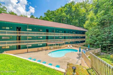 1435 Wiley Oakley Drive, Gatlinburg, TN 37738