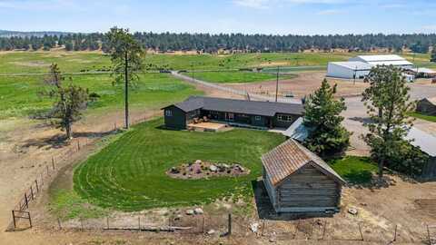 7122 E Langell Valley Road, Bonanza, OR 97623