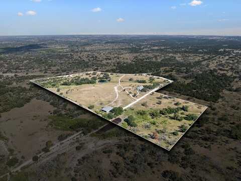 817 Usener Rd, Fredericksburg, TX 78624