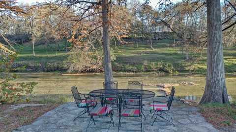 112 Stubblefield, Center Point, TX 78010