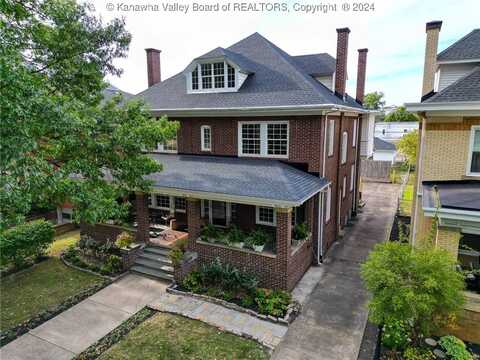 906 13th Avenue, Huntington, WV 25701