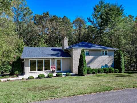 1301 Golf Course Rd, Newport, TN 37821
