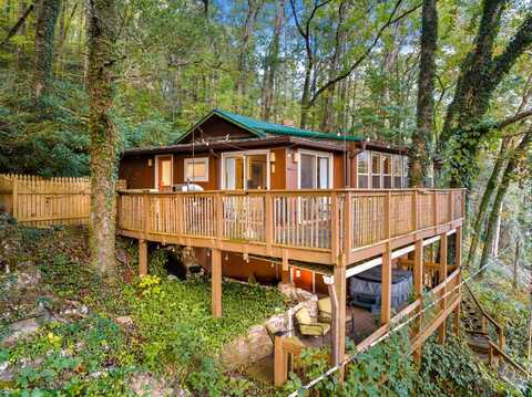 103 Long Branch Road, Townsend, TN 37882