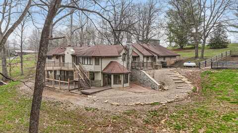 575 Avenstoke Road, Waddy, KY 40076