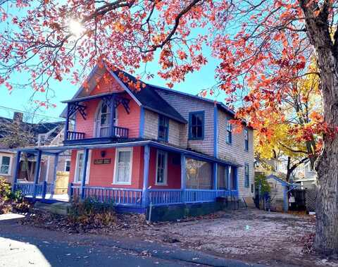 34 Massasoit Avenue, Oak Bluffs, MA 02557