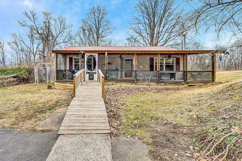 3043 Forest Acre TRL, Salem, VA 24153