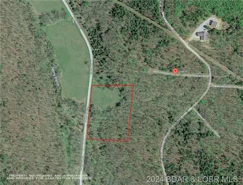 Neuharth Circle, Edwards, MO 65326