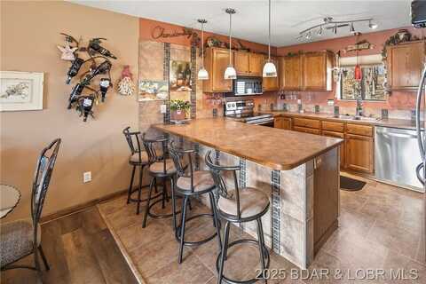 28 Eleven West Court, Sunrise Beach, MO 65079
