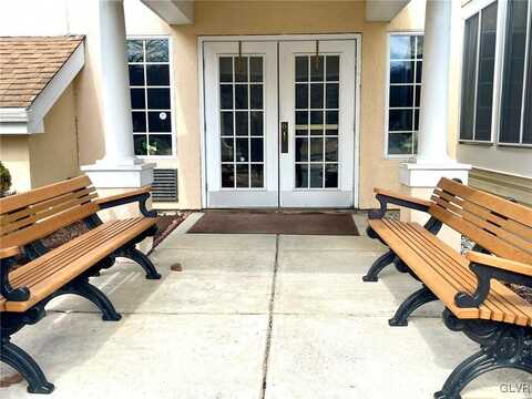 3 Village Circle, Stroudsburg, PA 18360