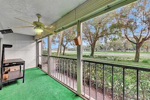 5860 NW 44th St, Lauderhill, FL 33319