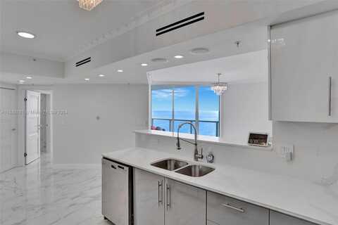 16699 Collins Ave, Sunny Isles Beach, FL 33160