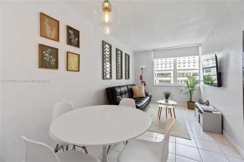 100 Lincoln Rd, Miami Beach, FL 33139