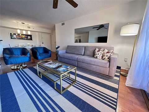 19501 E Country Club Dr, Aventura, FL 33180