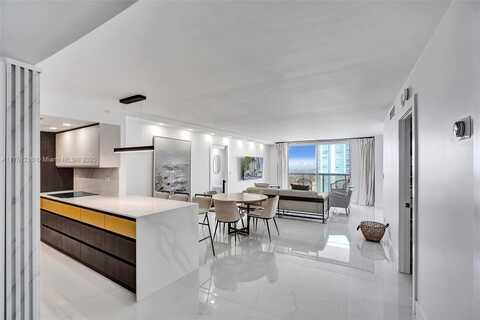6039 Collins Ave, Miami Beach, FL 33140