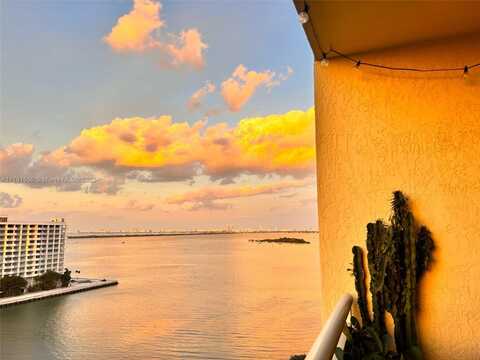2000 N Bayshore Dr, Miami, FL 33137