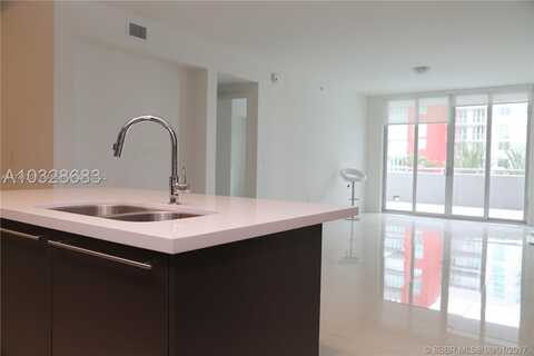 7751 NW 107th Ave, Doral, FL 33178