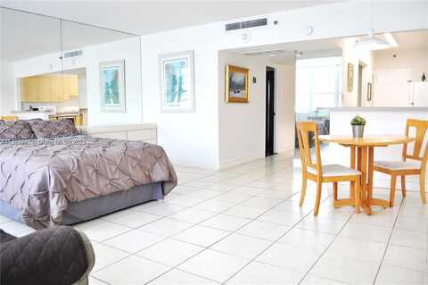 100 Lincoln Rd, Miami Beach, FL 33139