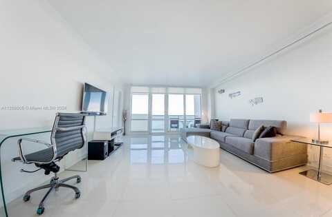 5601 Collins Ave, Miami Beach, FL 33140