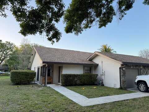 241 NW 65th Ave, Plantation, FL 33317