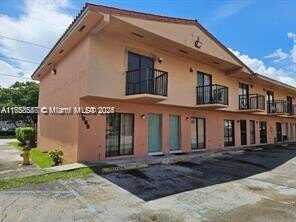 7985 NW 7th st, Miami, FL 33126