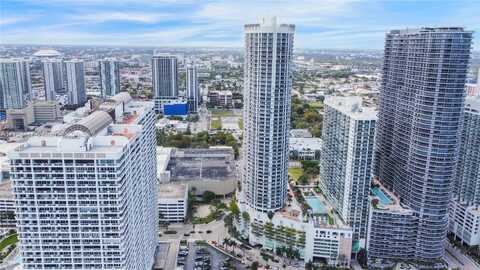 1750 N Bayshore Dr, Miami, FL 33132