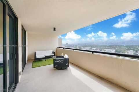 2555 Collins Ave, Miami Beach, FL 33140