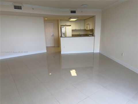 19501 W Country Club Dr, Aventura, FL 33180