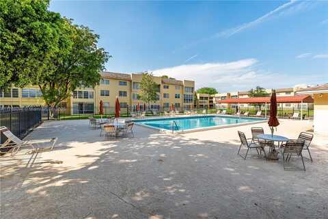 5860 NW 64th Ave, Tamarac, FL 33319
