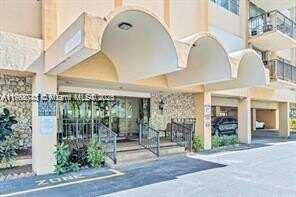 1470 NE 125th Ter, North Miami, FL 33161