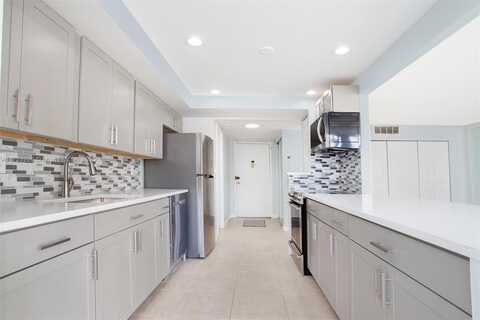 601 Three Islands Blvd, Hallandale Beach, FL 33009