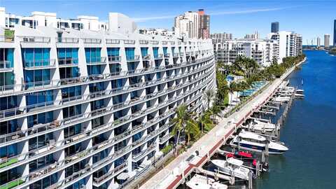 2950 NE 188th St, Aventura, FL 33180