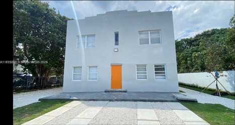 6828 NW 3rd Ave, Miami, FL 33150