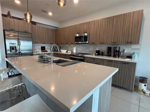 4640 NW 84th Ave, Doral, FL 33166
