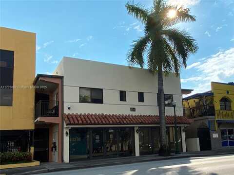 2268 SW 8th St, Miami, FL 33135