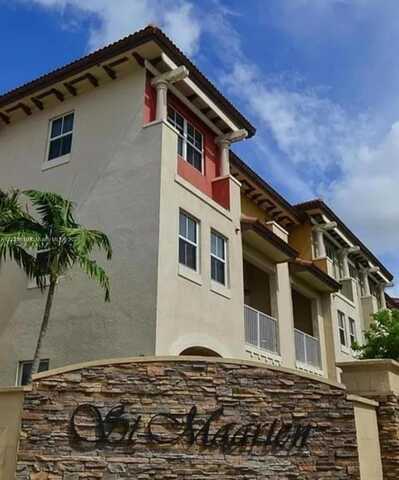 8930 NW 97th Ave, Doral, FL 33178