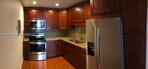 3625 N Country Club Dr, Aventura, FL 33180