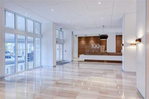 100 Bayview Dr, Sunny Isles Beach, FL 33160
