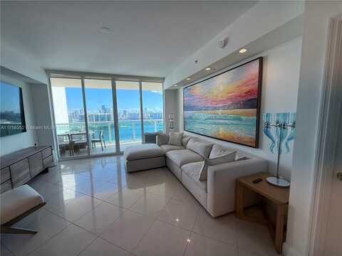 3330 NE 190th St, Aventura, FL 33180