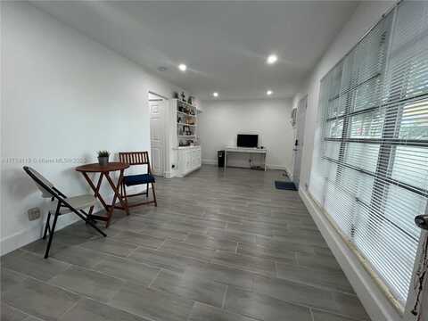 1019 NE 17th Ter, Fort Lauderdale, FL 33304