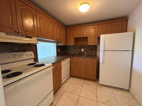 4920 NW 79th Ave, Doral, FL 33166