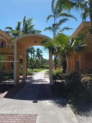 17901 NW 68th Ave, Hialeah, FL 33015
