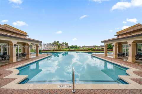 3380 NE 9th St, Homestead, FL 33033