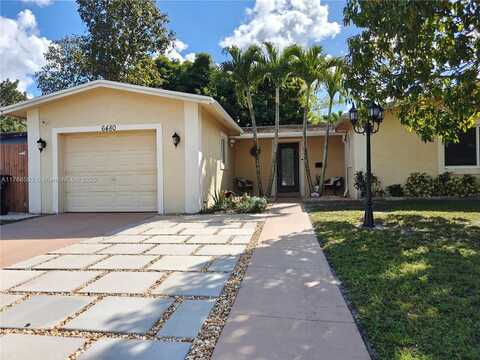 6480 SW 7th Pl, North Lauderdale, FL 33068